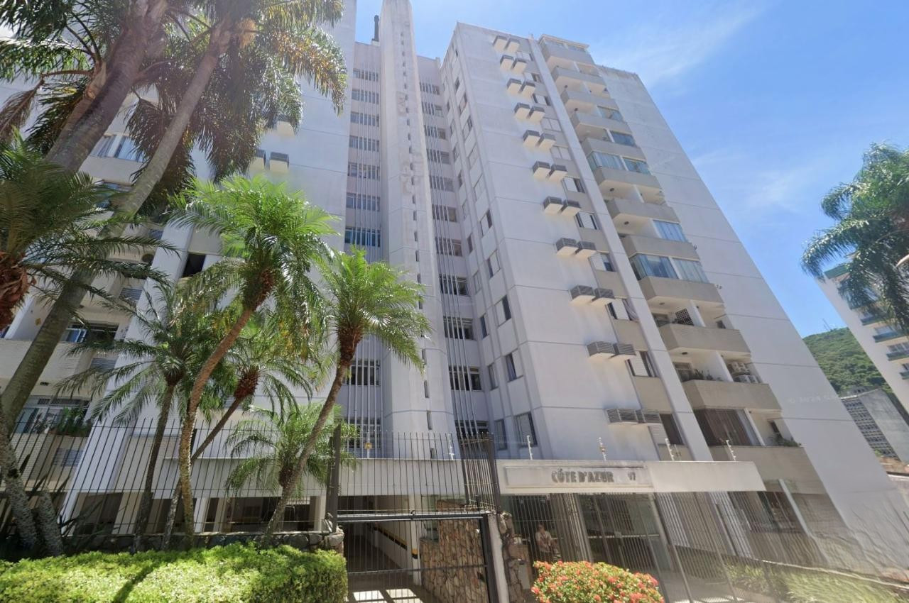 Imagem Apartamento com 3 Quartos à Venda, 99 m² em Centro - Florianópolis Imagem Apartamento com 3 Quartos à Venda, 99 m² em Centro - Florianópolis