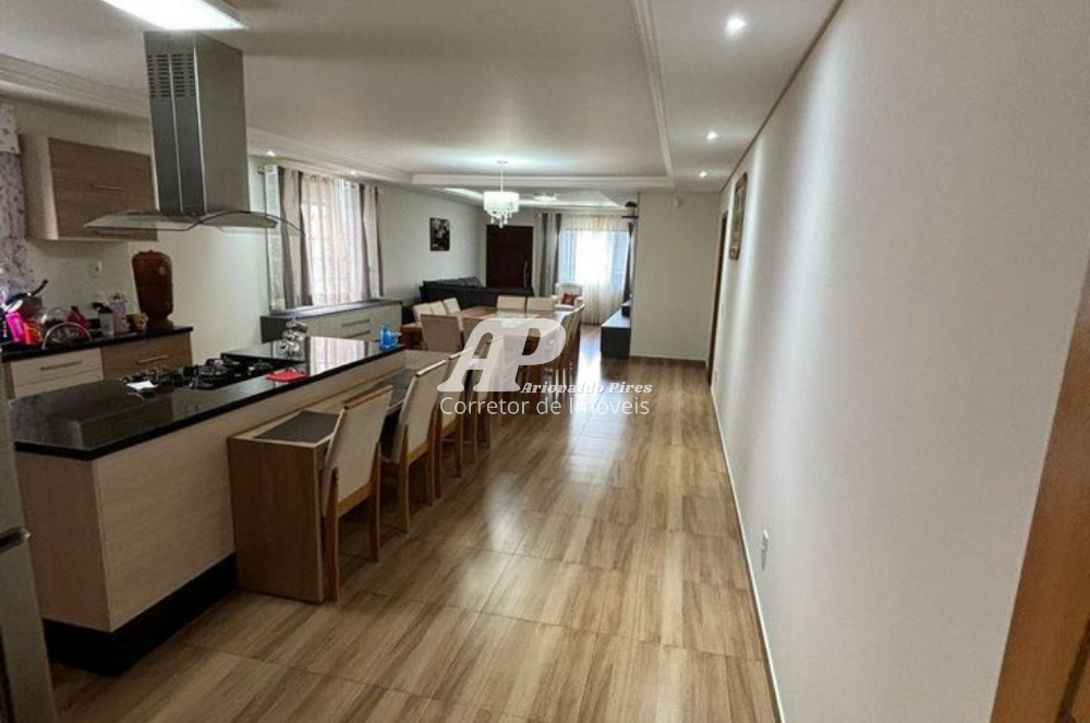 Imagem Casa com 3 Quartos à Venda, 259 m²em Orfãs - Ponta Grossa Imagem Casa com 3 Quartos à Venda, 259 m²em Orfãs - Ponta Grossa