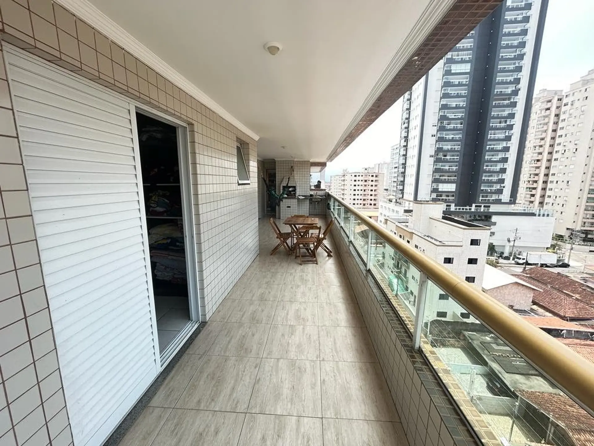 Imagem Apartamento com 3 Quartos à Venda, 154 m²em Tupi - Praia Grande Imagem Apartamento com 3 Quartos à Venda, 154 m²em Tupi - Praia Grande