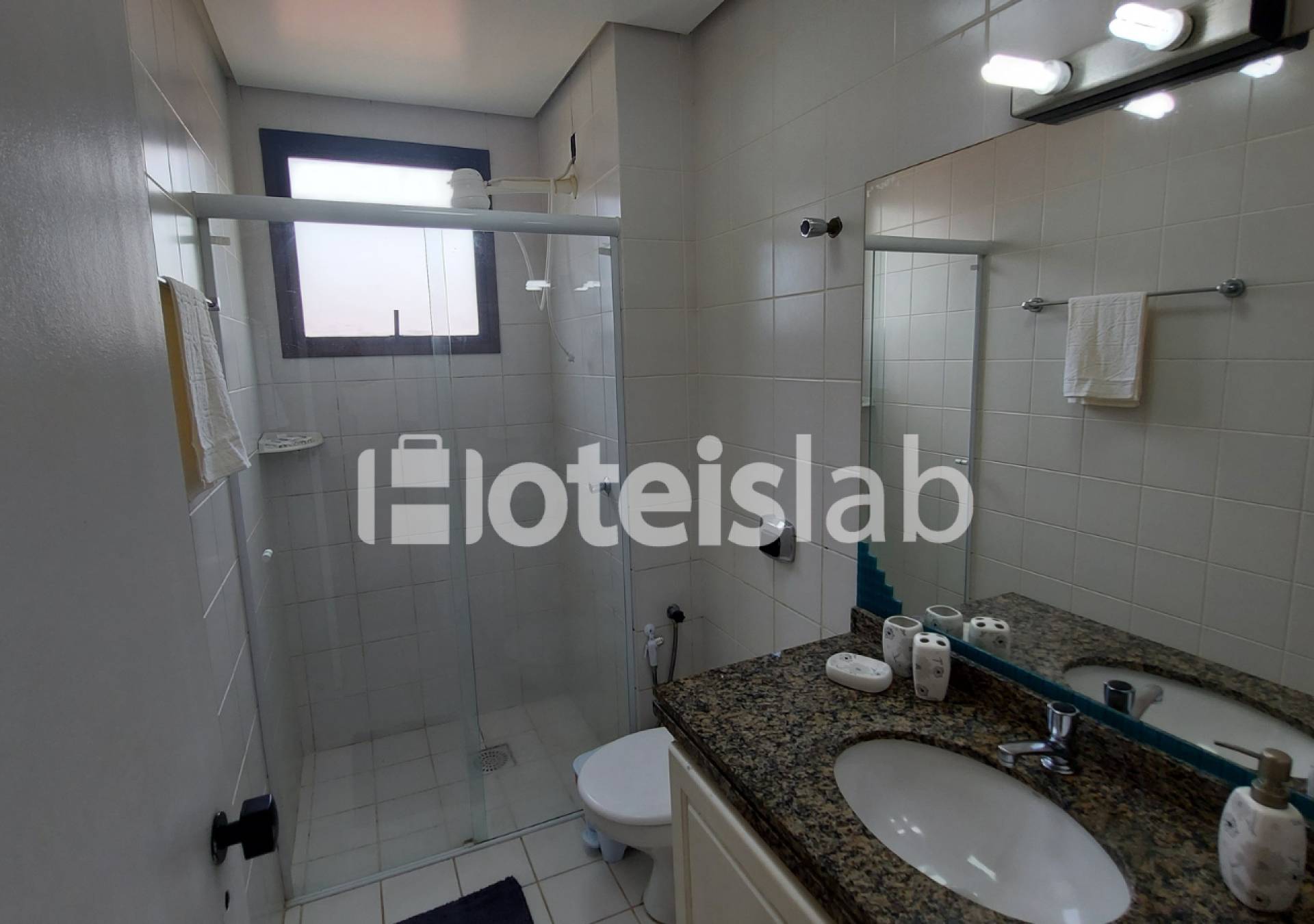Imagem Apartamento com 2 Quartos à Venda, 96 m²em Canasvieiras - Florianópolis Imagem Apartamento com 2 Quartos à Venda, 96 m²em Canasvieiras - Florianópolis
