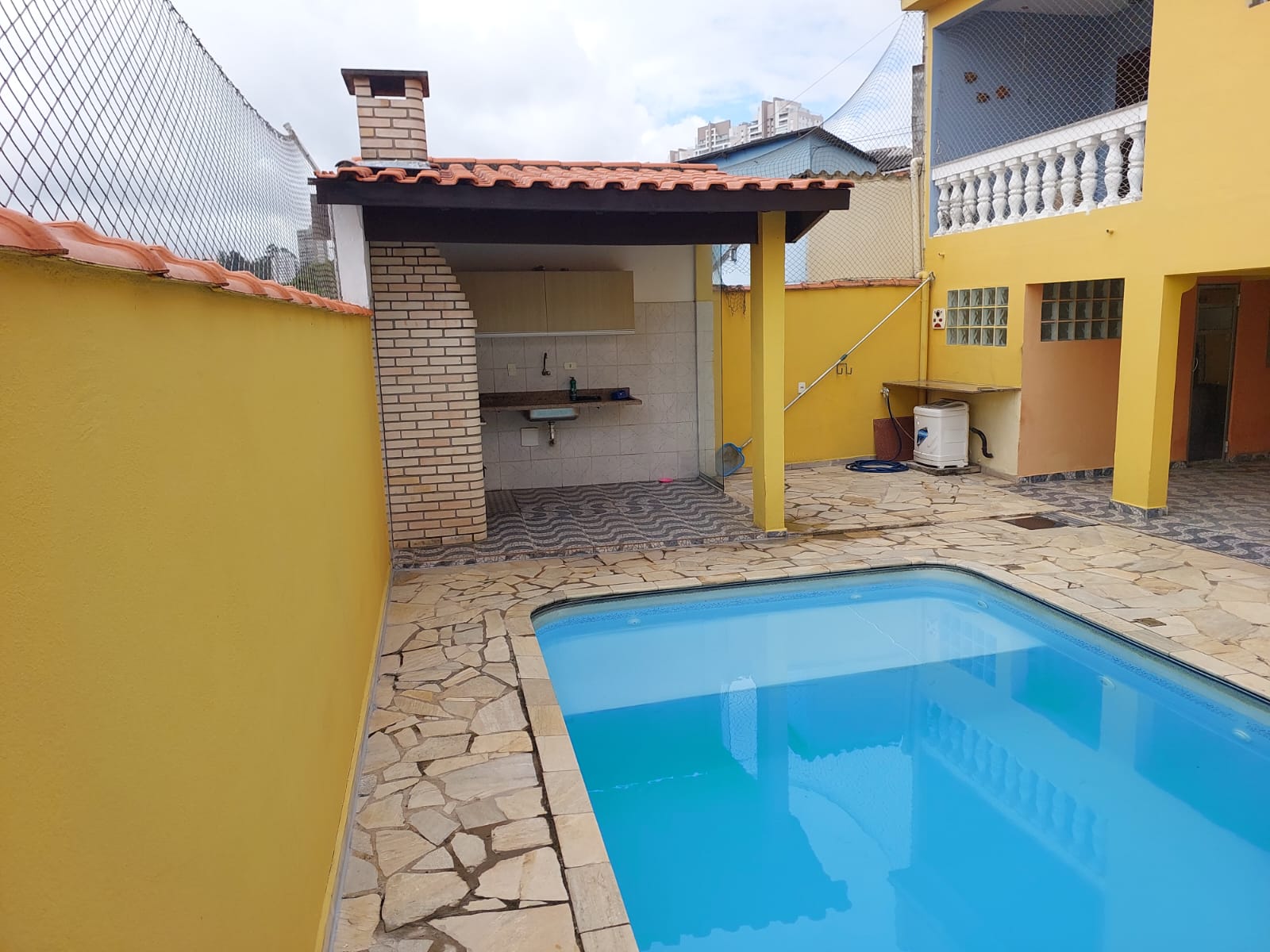 Imagem Casa com 2 Quartos à Venda ou Locação, 350 m² em Jardim Monte Kemel - São Paulo