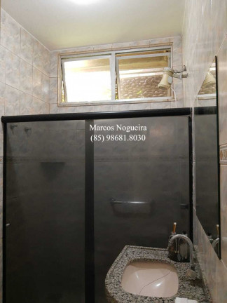 Imagem Casa com 4 Quartos à Venda, 279 m²em Vila União - Fortaleza