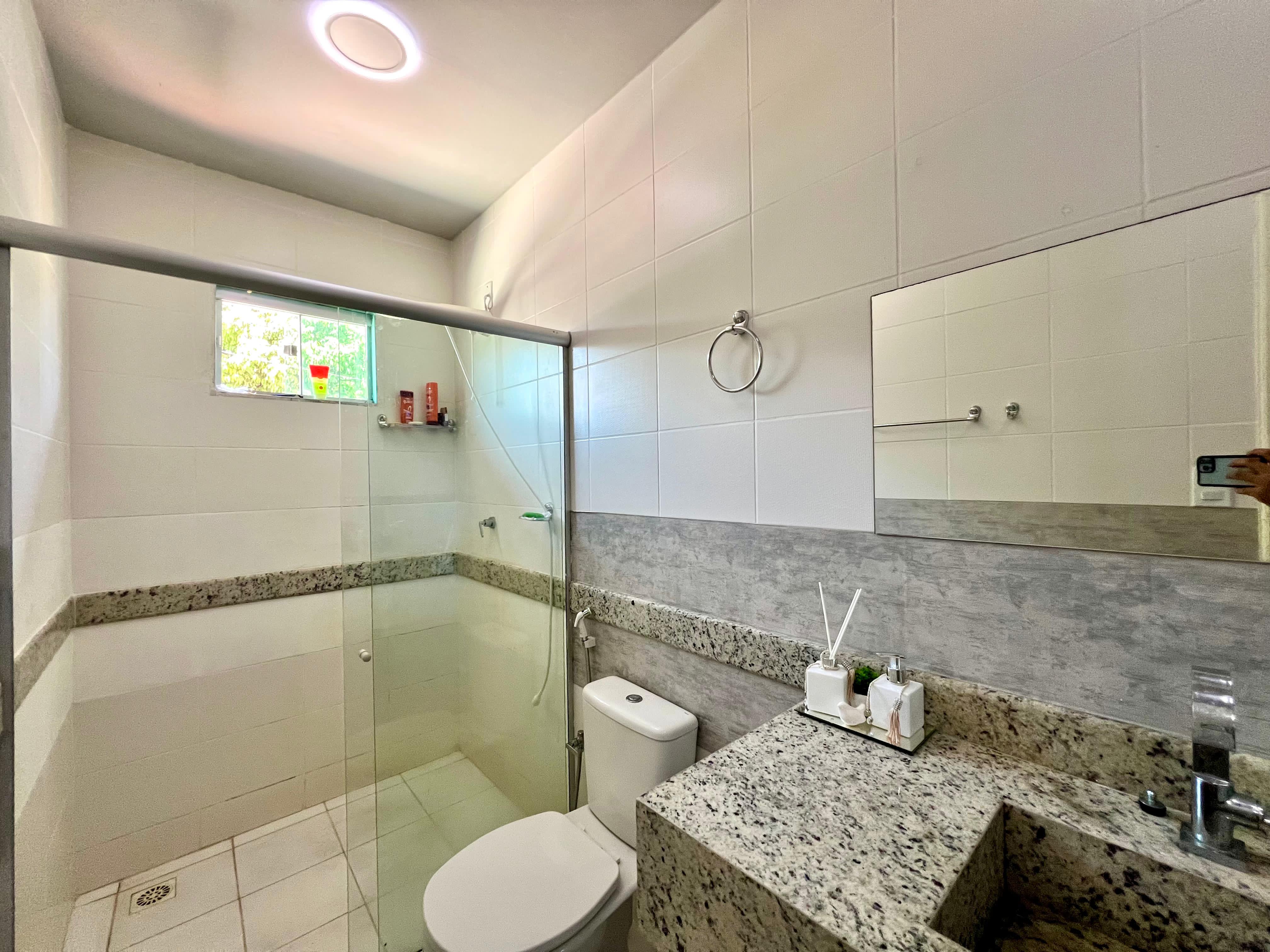 Imagem Casa com 3 Quartos à Venda, 370 m²em Curió-Utinga - Belém Imagem Casa com 3 Quartos à Venda, 370 m²em Curió-Utinga - Belém