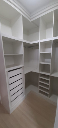 Imagem Casa com 3 Quartos à Venda, 167 m² em Vila Santos Dumont - Ourinhos Imagem Casa com 3 Quartos à Venda, 167 m² em Vila Santos Dumont - Ourinhos