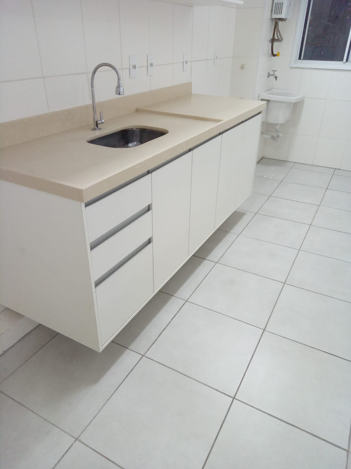 Imagem Apartamento com 2 Quartos para Alugar, 57 m² em Jardim Tropical - Nova Iguaçu