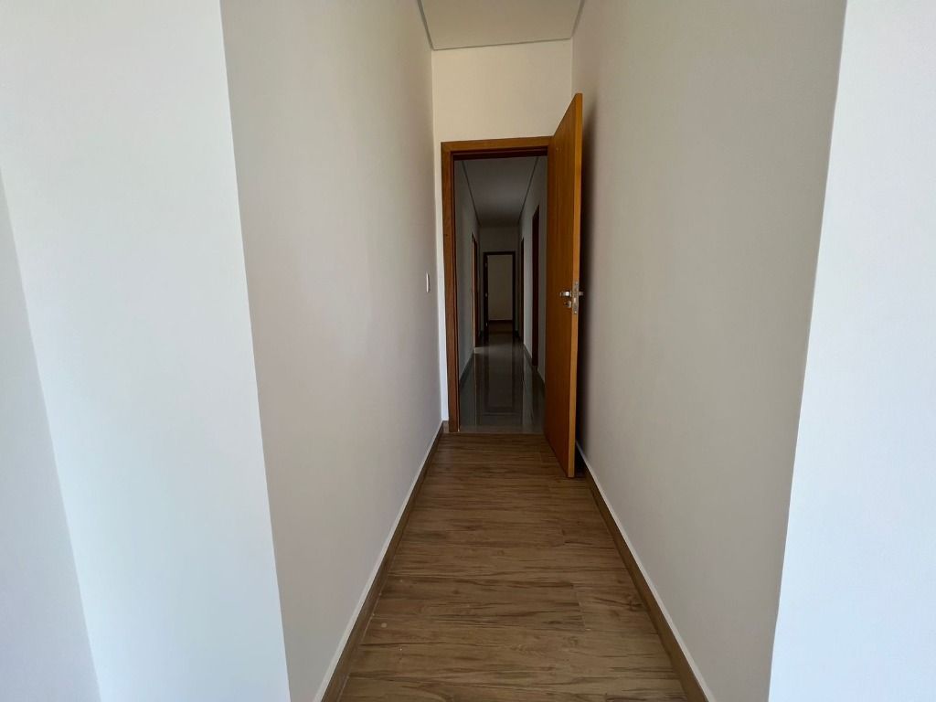 Imagem Casa de Condomínio com 4 Quartos à Venda, 200 m² em - Imagem Casa de Condomínio com 4 Quartos à Venda, 200 m² em -