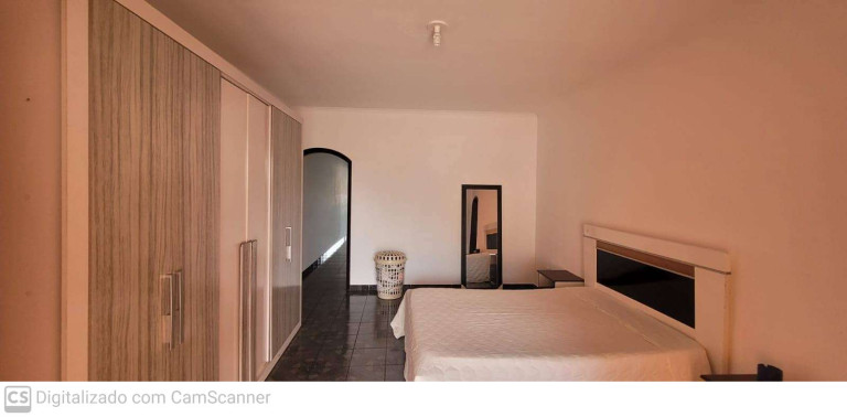 Imagem Casa com 4 Quartos à Venda, 200 m² em Jardim Ângela Maria - Carapicuíba