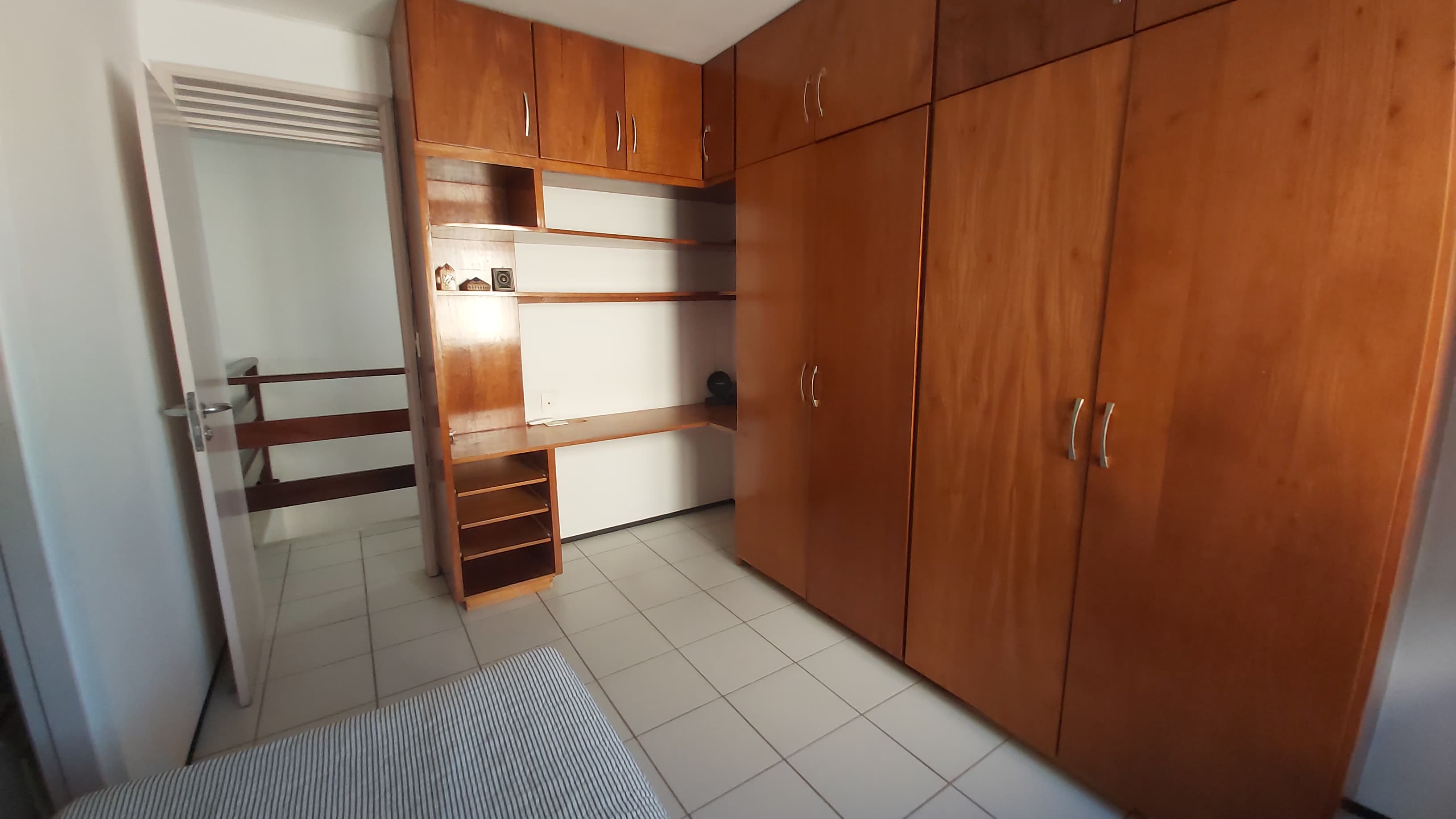 Imagem Casa de Condomínio com 4 Quartos à Venda, 198 m² em Sapiranga-Coité - Fortaleza Imagem Casa de Condomínio com 4 Quartos à Venda, 198 m² em Sapiranga-Coité - Fortaleza