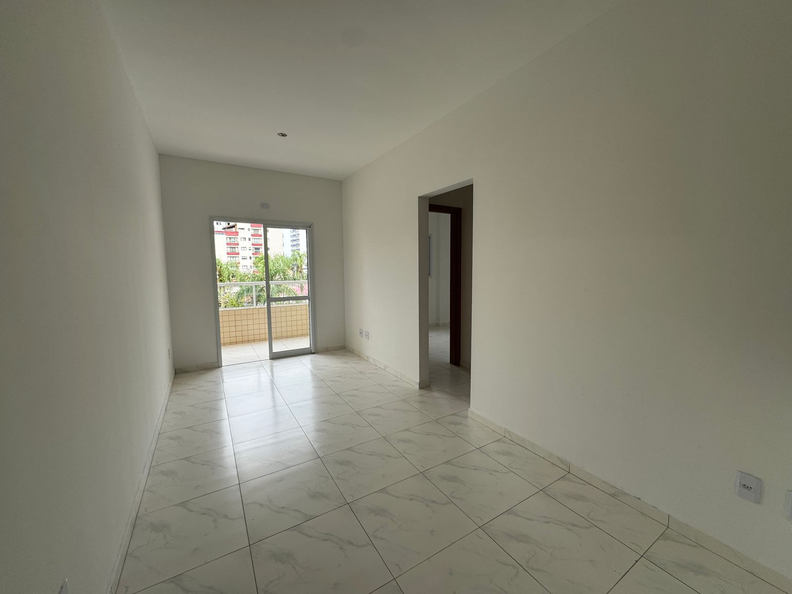 Imagem Apartamento com 2 Quartos à Venda, 53 m²em Caiçara - Praia Grande