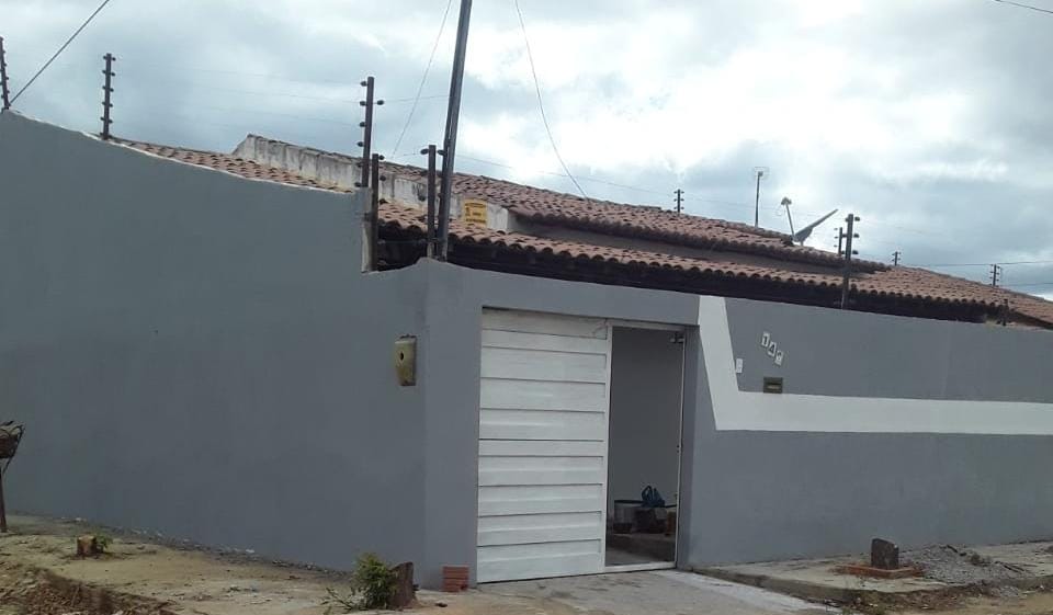 Imagem Casa com 3 Quartos à Venda, 160 m² em Dom Avelar - Petrolina Imagem Casa com 3 Quartos à Venda, 160 m² em Dom Avelar - Petrolina