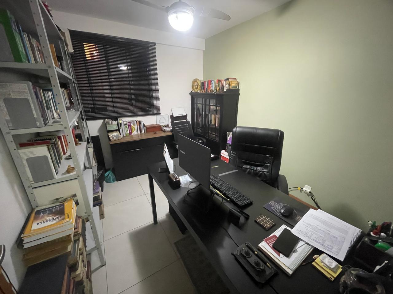 Imagem Apartamento com 2 Quartos à Venda, 85 m²em Icaraí - Niterói