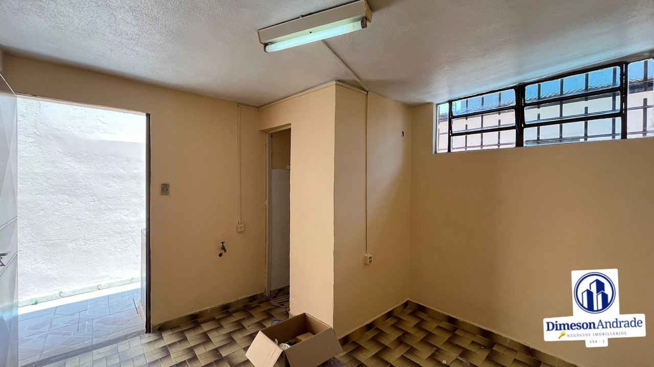 Imagem Casa com 2 Quartos à Venda, 245 m²em Dom Pedro I - Manaus Imagem Casa com 2 Quartos à Venda, 245 m²em Dom Pedro I - Manaus