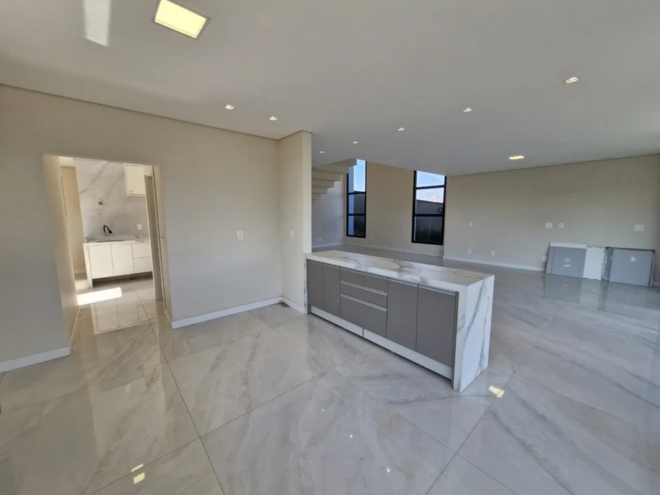 Imagem Casa de Condomínio com 3 Quartos à Venda, 340 m²em Loteamento Residencial e Comercial Horto Florestal - Jundiaí Imagem Casa de Condomínio com 3 Quartos à Venda, 340 m²em Loteamento Residencial e Comercial Horto Florestal - Jundiaí