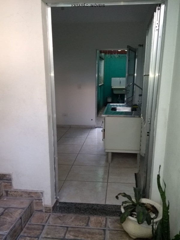 Imagem Casa com 1 Quarto para Alugar, 35 m²em Jardim Santo Elias - São Paulo
