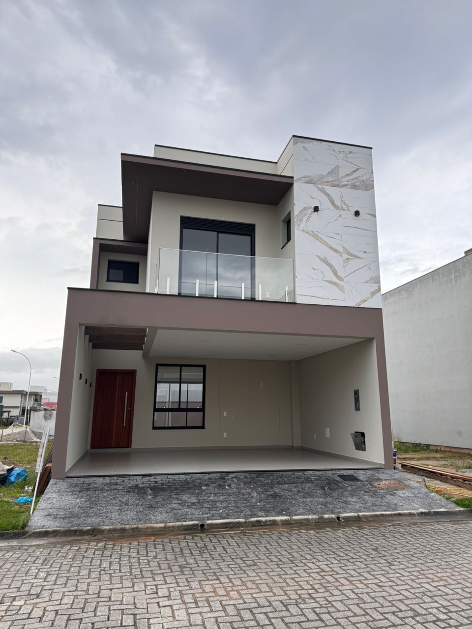 Imagem Casa com 3 Quartos à Venda, 164 m²em Beira Rio - Biguaçu Imagem Casa com 3 Quartos à Venda, 164 m²em Beira Rio - Biguaçu