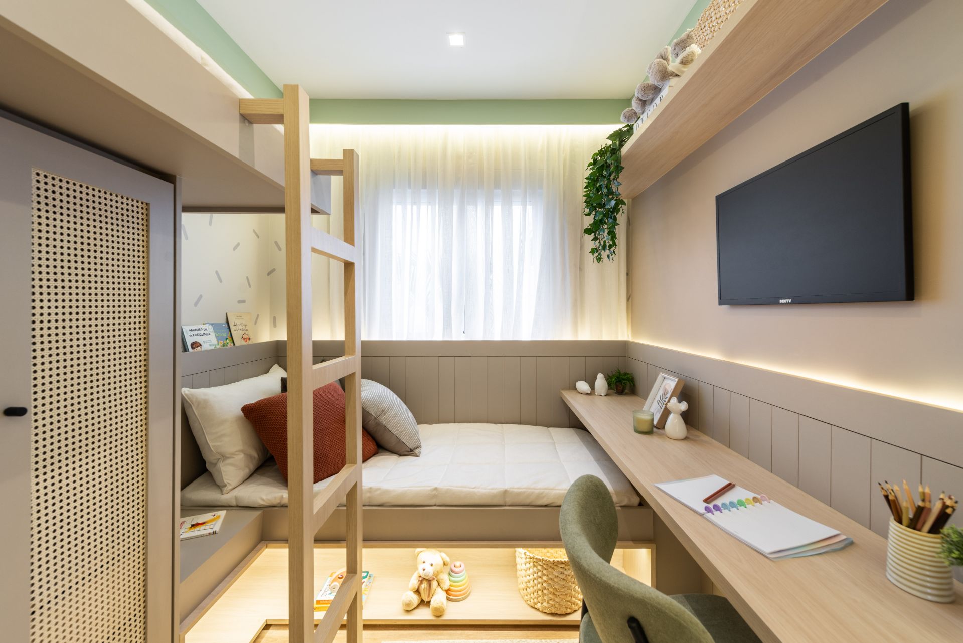 Imagem Apartamento com 3 Quartos à Venda, 67 m²em Vila Bandeirantes - São Paulo