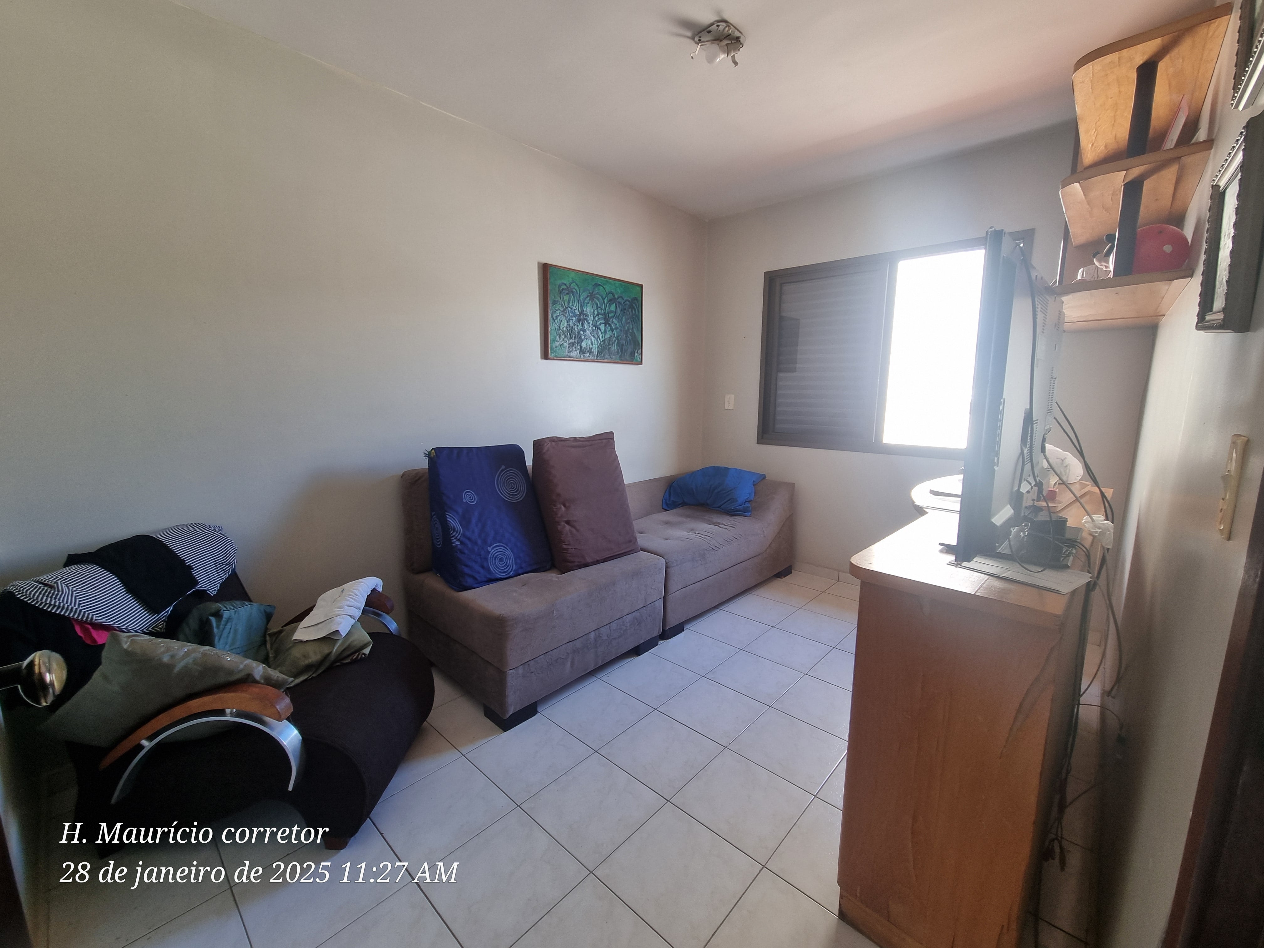 Imagem Sobrado com 4 Quartos à Venda, 143 m² em Setor Jaó - Goiânia Imagem Sobrado com 4 Quartos à Venda, 143 m² em Setor Jaó - Goiânia