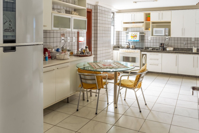 Imagem Apartamento com 4 Quartos à Venda, 271 m² em Lagoa Nova - Natal Imagem Apartamento com 4 Quartos à Venda, 271 m² em Lagoa Nova - Natal