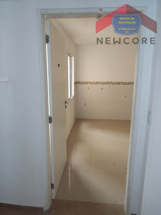 Imagem Apartamento com 2 Quartos à Venda, 45 m² em Porto - Pelotas