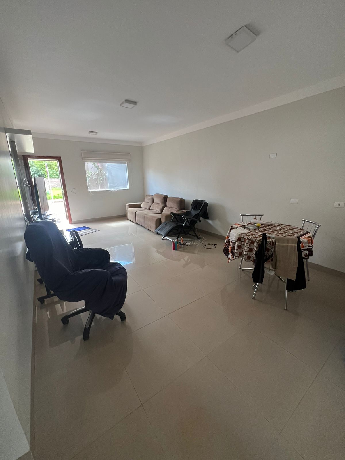 Imagem Casa com 2 Quartos à Venda, 62 m²em Parque Residencial Rita Vieira - Campo Grande Imagem Casa com 2 Quartos à Venda, 62 m²em Parque Residencial Rita Vieira - Campo Grande
