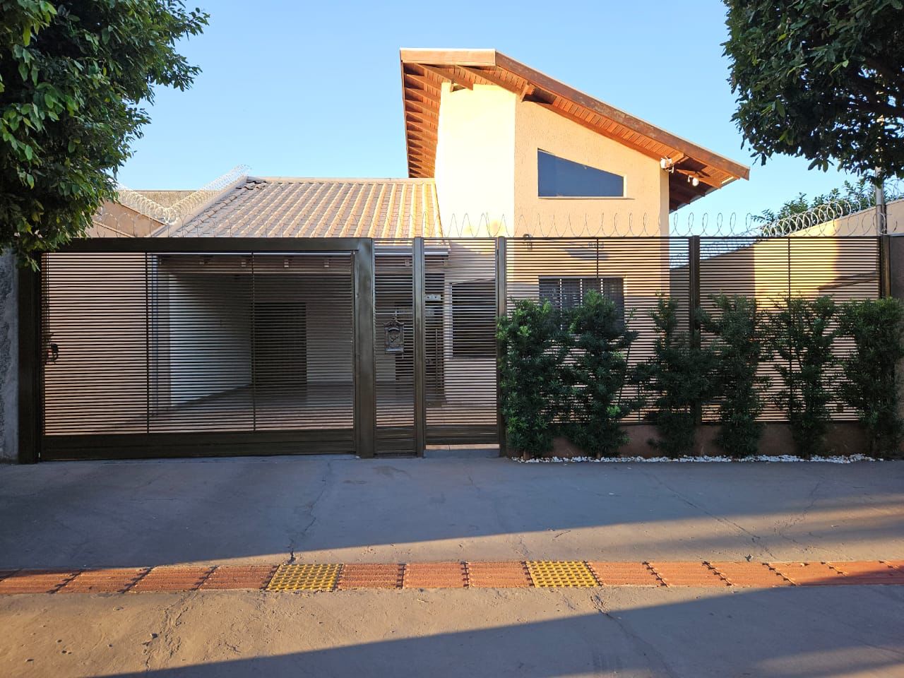 Imagem Casa com 2 Quartos à Venda ou Temporada, 159 m²em Vila Bandeirante - Campo Grande Imagem Casa com 2 Quartos à Venda ou Temporada, 159 m²em Vila Bandeirante - Campo Grande