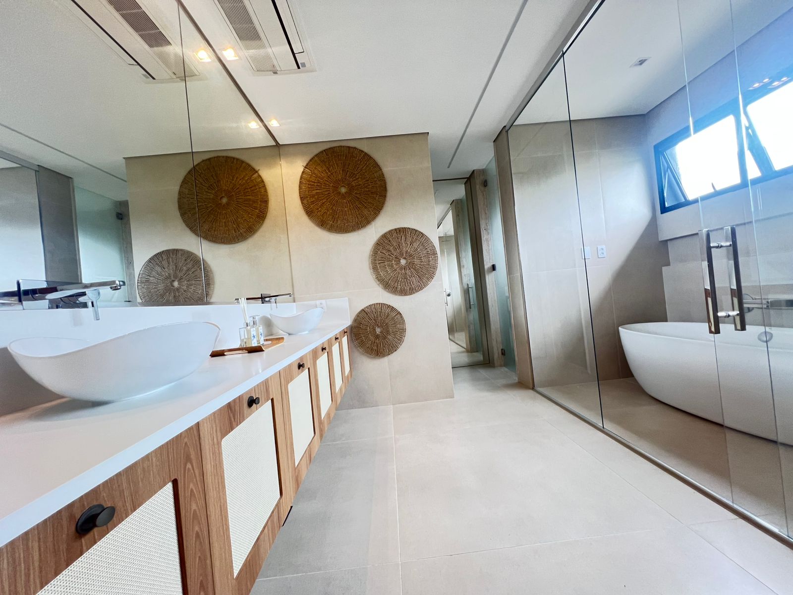 Imagem Casa com 9 Quartos à Venda, 930 m² em Riviera - Bertioga