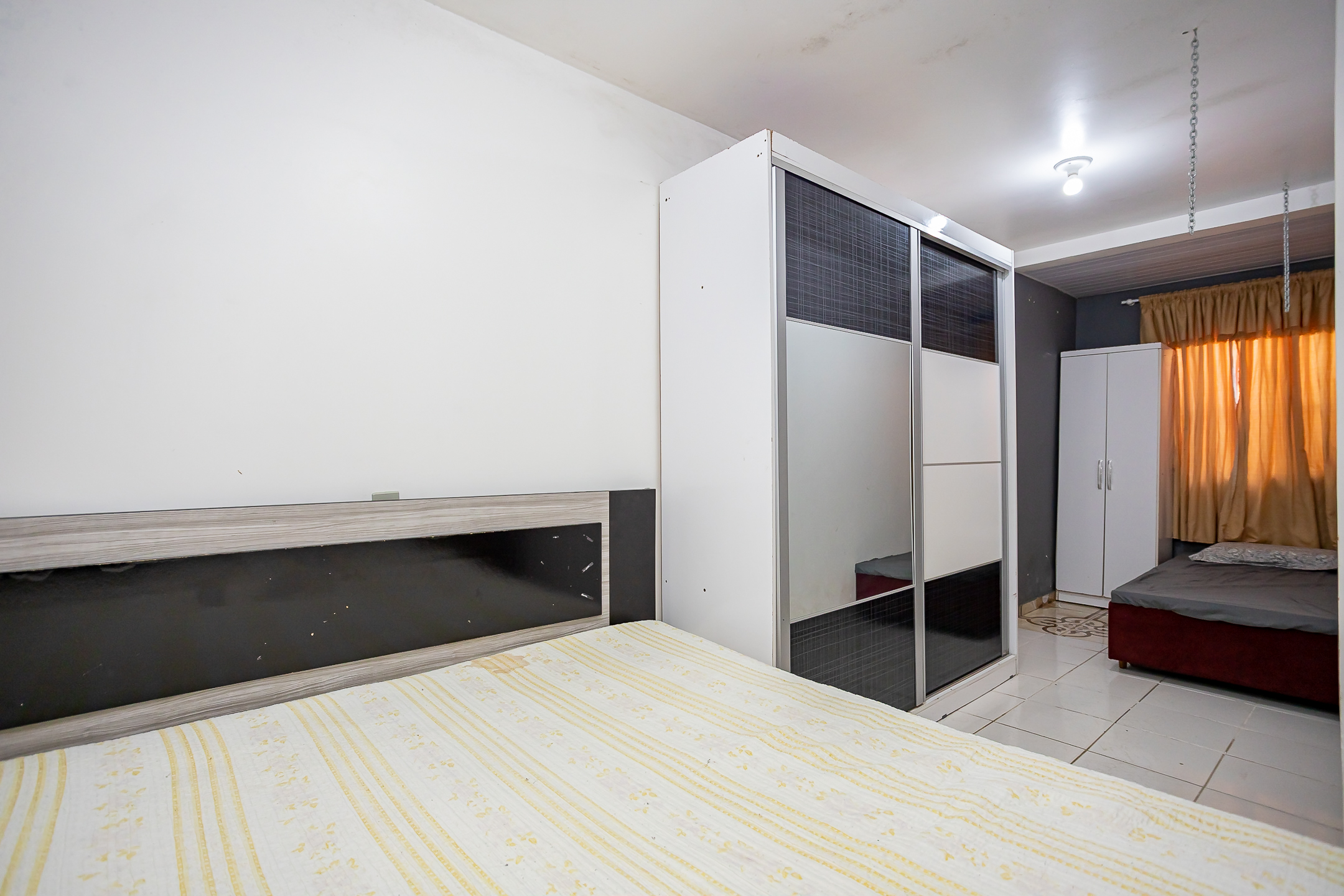 Imagem Casa com 6 Quartos à Venda, 165 m² em Alto Boqueirão - Curitiba Imagem Casa com 6 Quartos à Venda, 165 m² em Alto Boqueirão - Curitiba