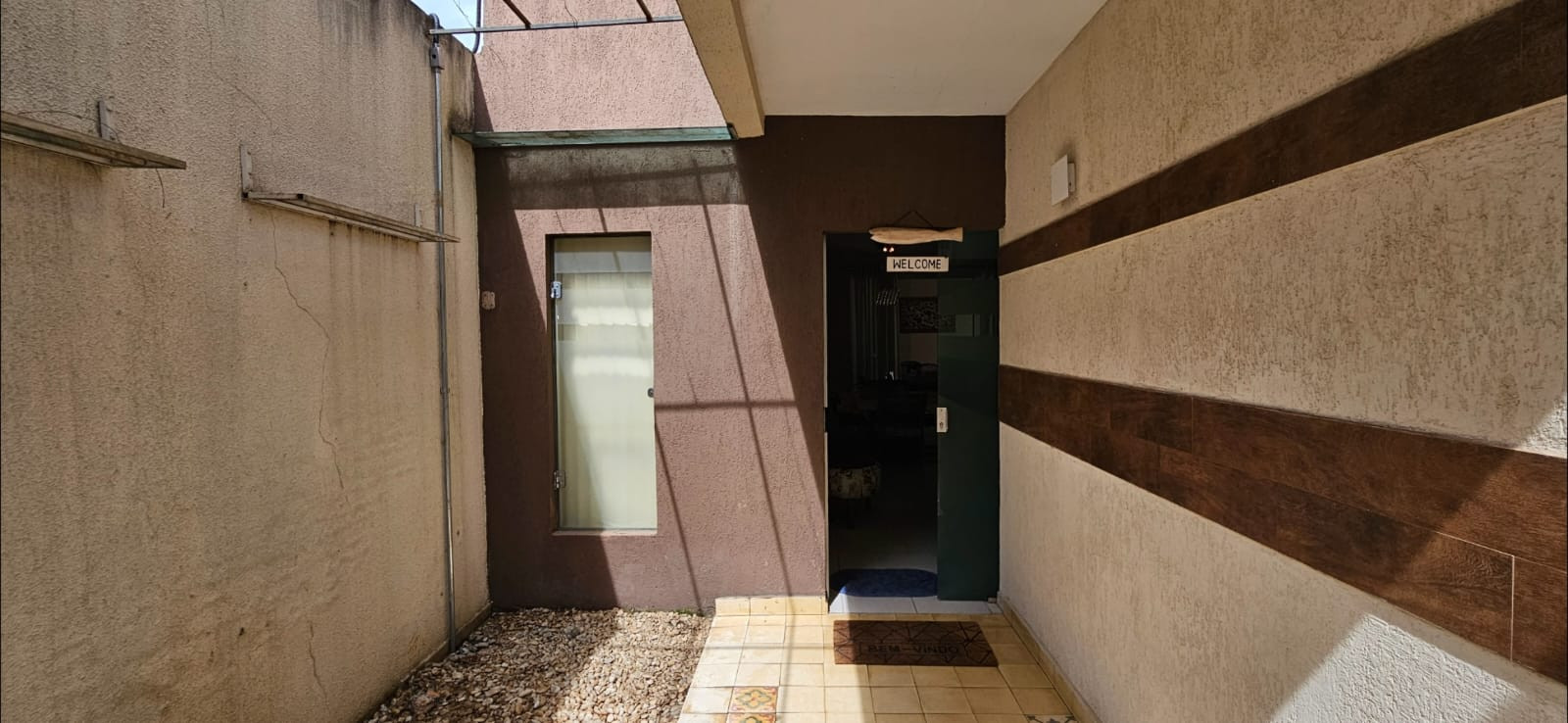 Imagem Casa com 3 Quartos à Venda, 180 m² em Jardim América - Goiânia Imagem Casa com 3 Quartos à Venda, 180 m² em Jardim América - Goiânia