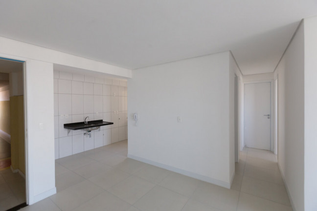 Imagem Apartamento com 3 Quartos à Venda, 78 m² em Guararapes - Fortaleza