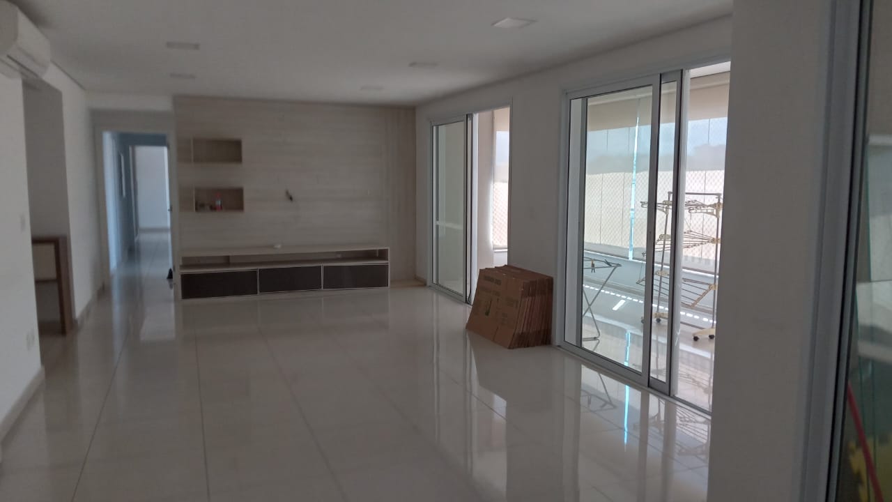 Imagem Apartamento com 4 Quartos à Venda, 208 m²em Pedregulho - Guaratinguetá Imagem Apartamento com 4 Quartos à Venda, 208 m²em Pedregulho - Guaratinguetá
