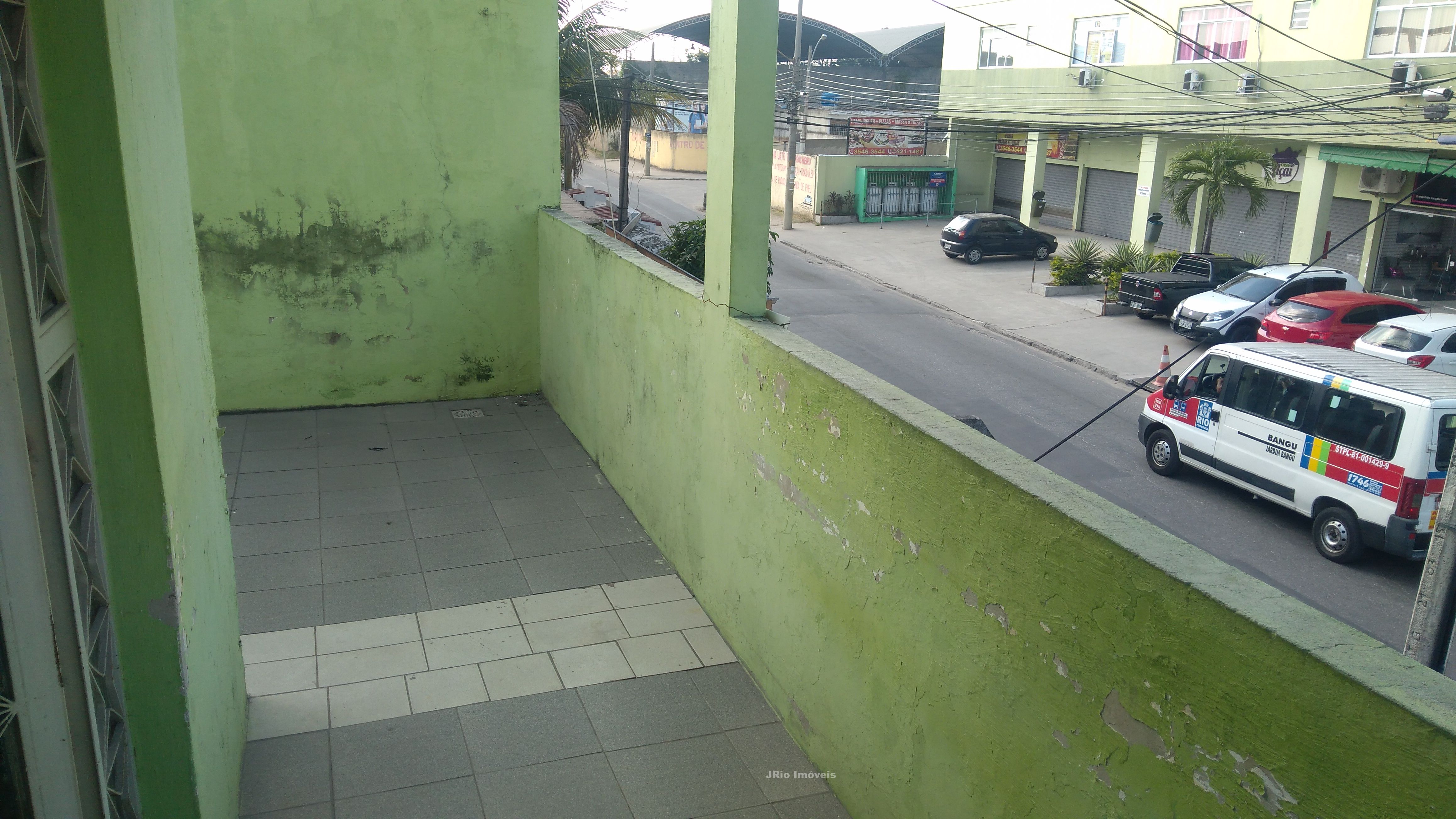 Imagem Casa com 4 Quartos à Venda, 196 m² em Bangu - Rio de Janeiro