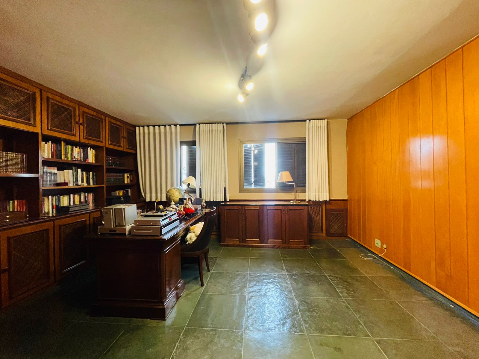 Imagem Cobertura com 4 Quartos à Venda, 960 m² em Cambuí - Campinas
