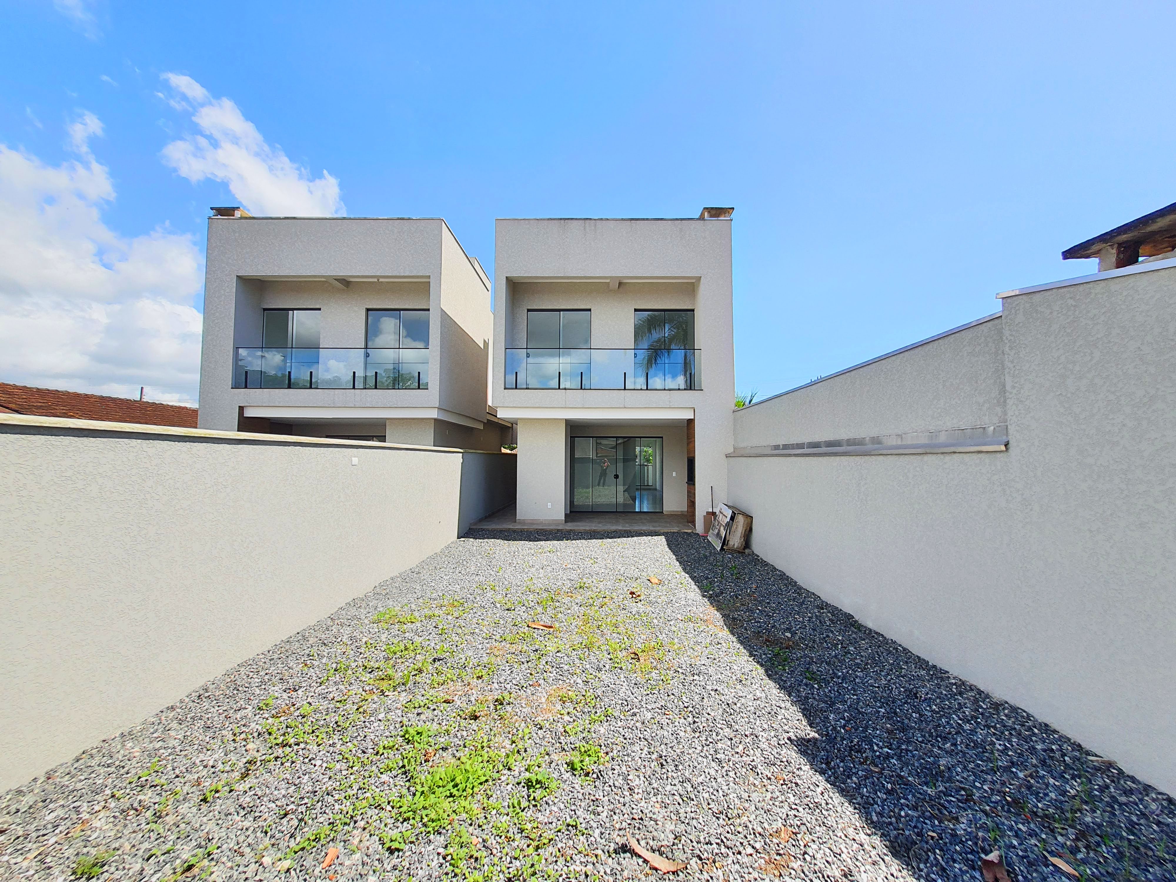 Imagem Sobrado com 3 Quartos à Venda ou Temporada, 123 m²em Balneário Cambiju - Itapoá