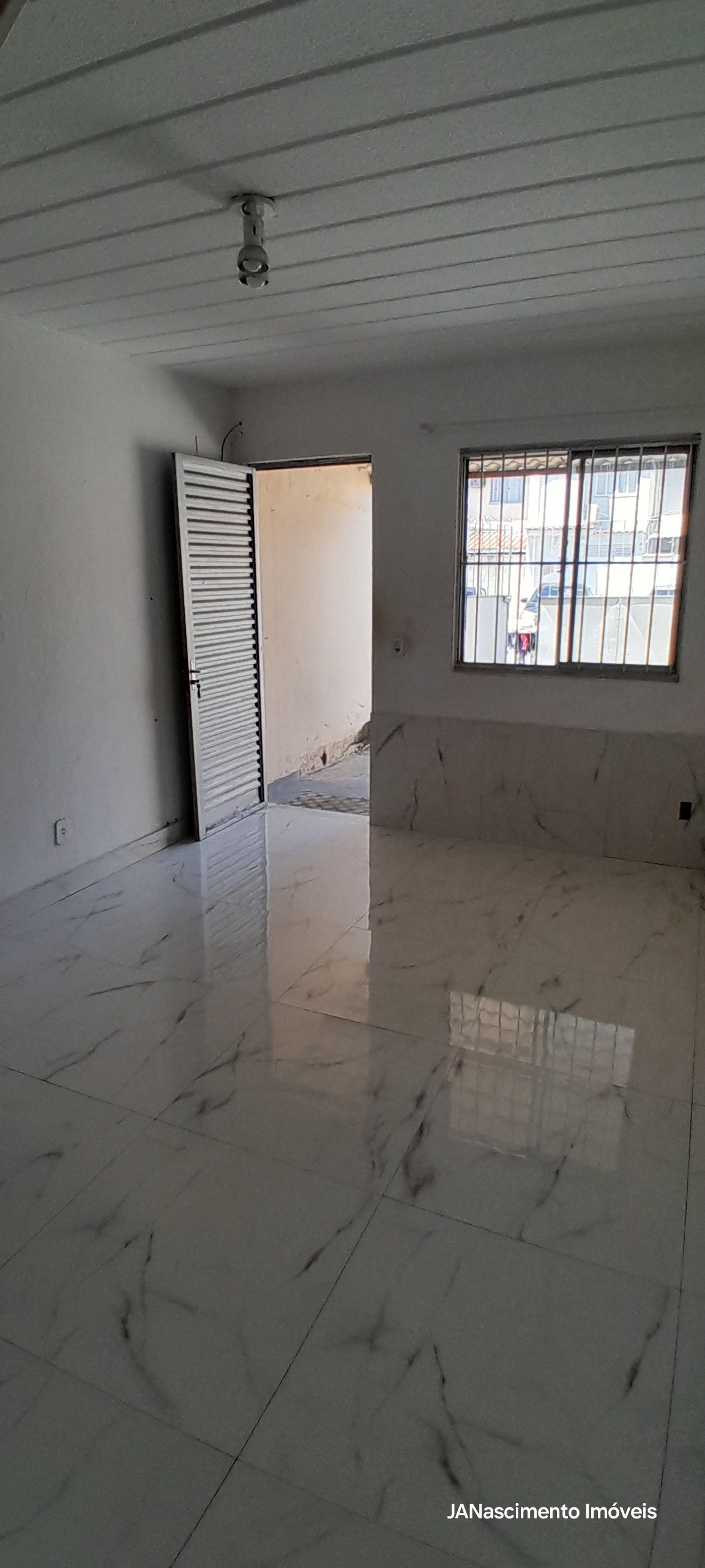 Imagem Casa com 2 Quartos para Alugar, 80 m² em Bangu - Rio de Janeiro