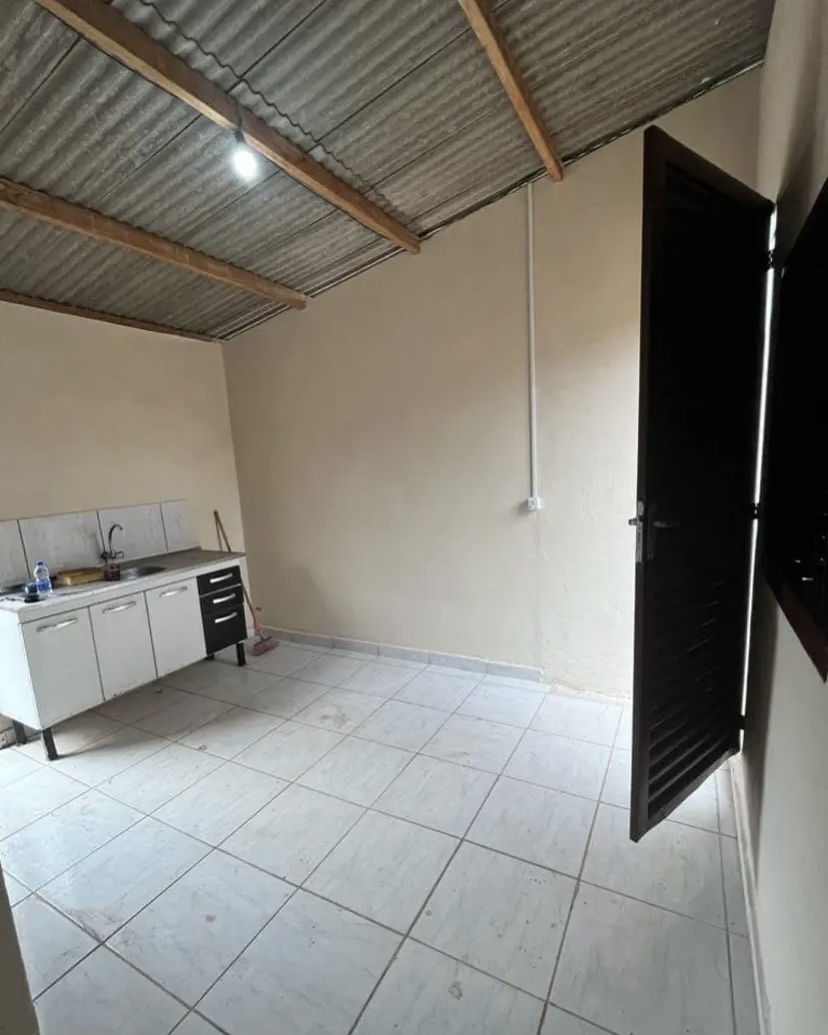 Imagem Casa com 1 Quarto à Venda, 175 m²em Jardim São Domingos - Campinas Imagem Casa com 1 Quarto à Venda, 175 m²em Jardim São Domingos - Campinas