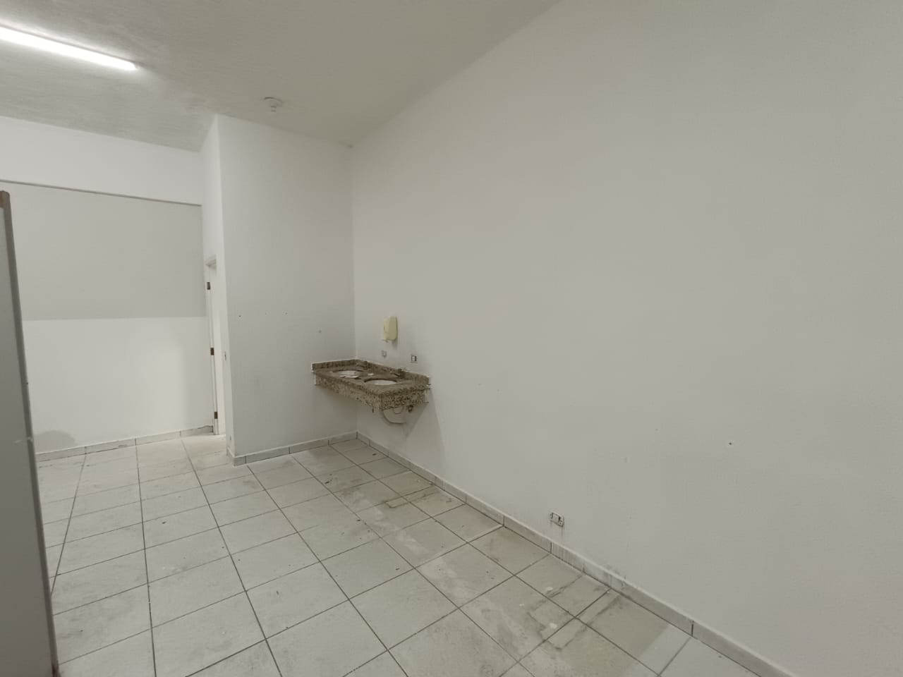 Imagem Galpão à Venda, 1.655 m² em Atibaia Jardim - Atibaia Imagem Galpão à Venda, 1.655 m² em Atibaia Jardim - Atibaia