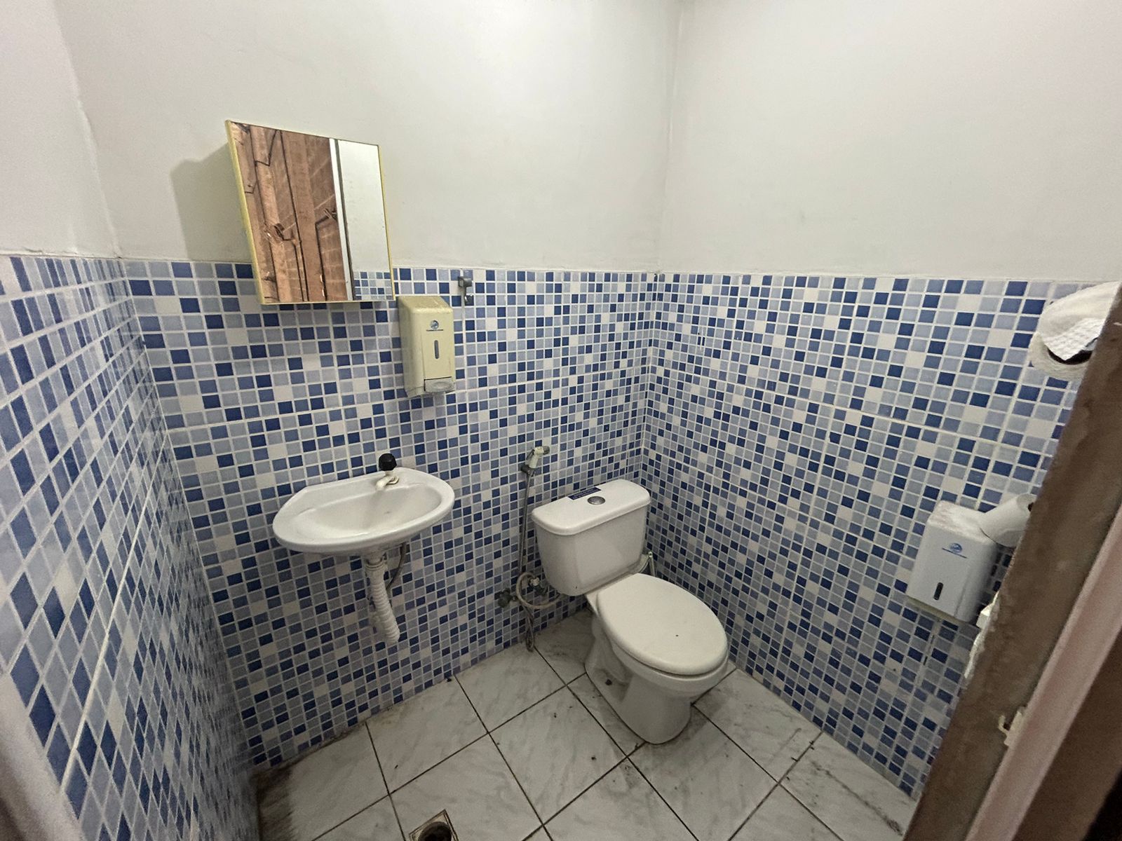 Imagem Galpão para Alugar, 380 m²em Centro de Vila Velha - Vila Velha Imagem Galpão para Alugar, 380 m²em Centro de Vila Velha - Vila Velha