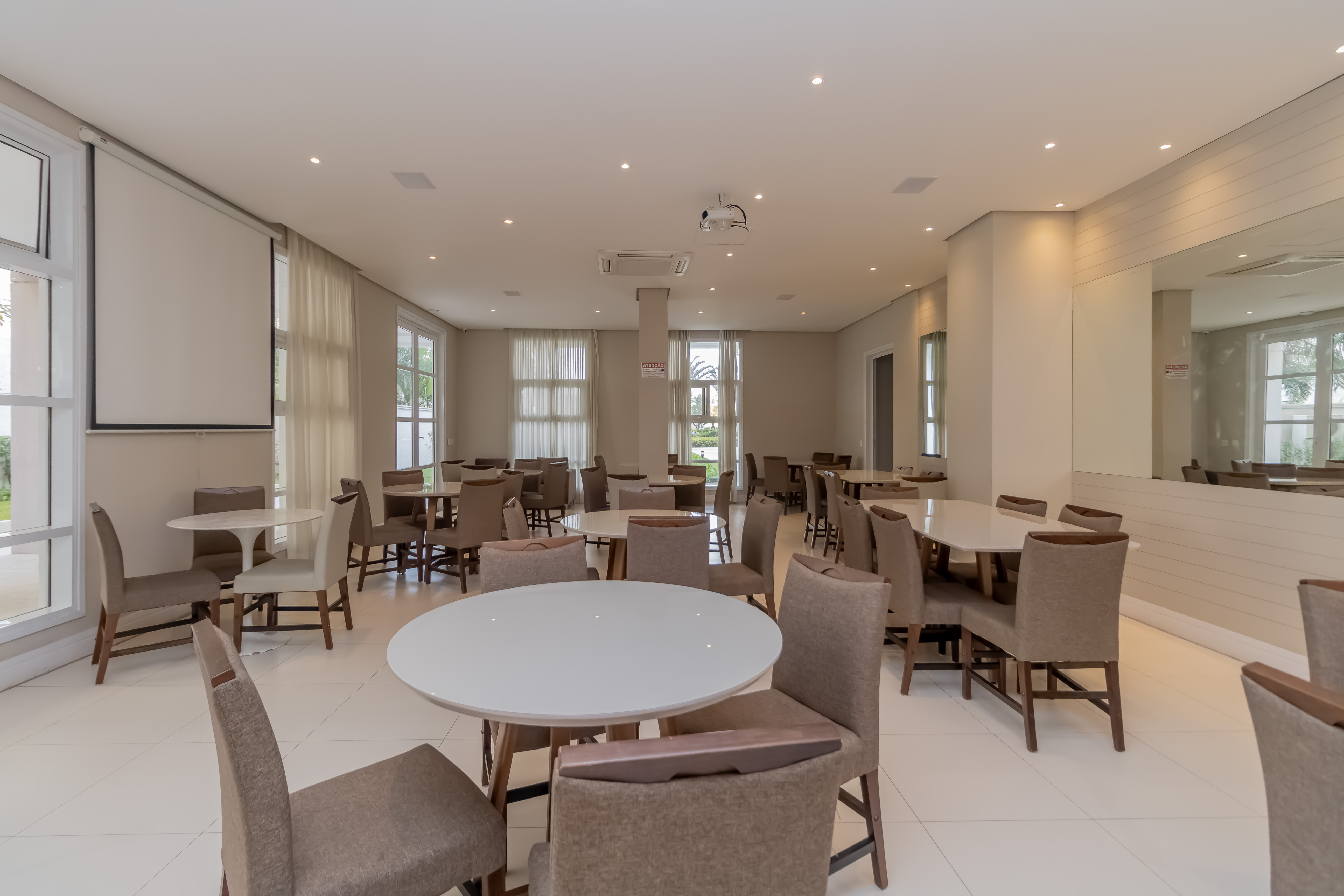 Imagem Apartamento com 3 Quartos à Venda, 198 m²em Santo Antônio - São Caetano do Sul