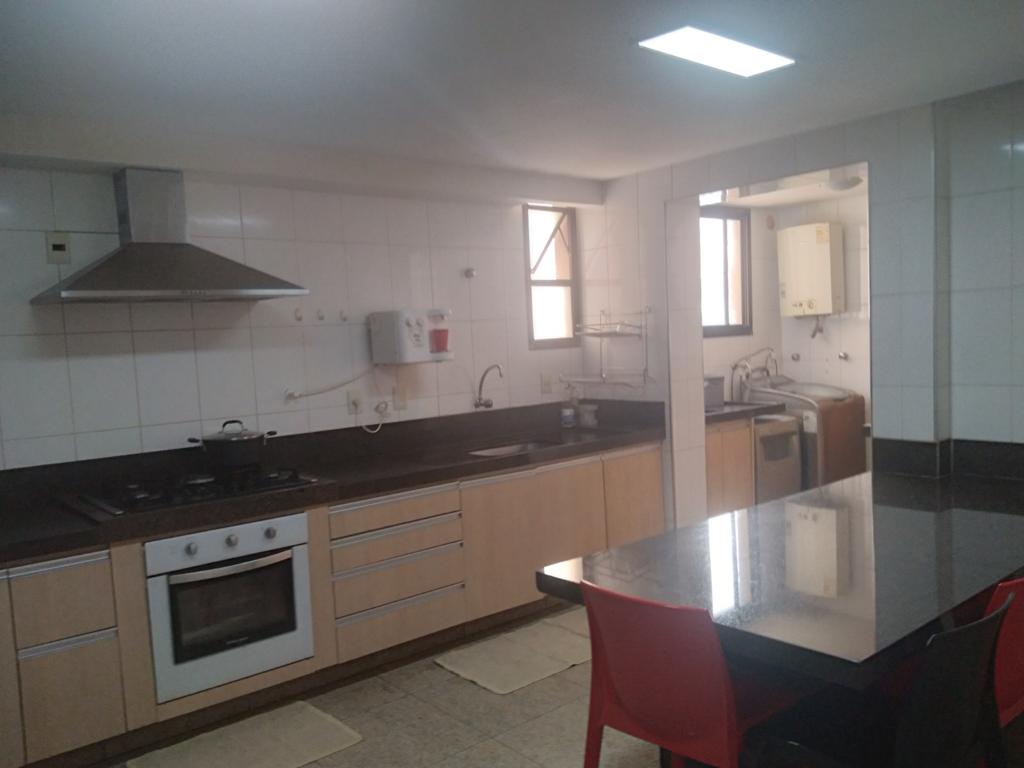 Imagem Apartamento com 4 Quartos à Venda, 216 m²em Setor Bueno - Goiânia