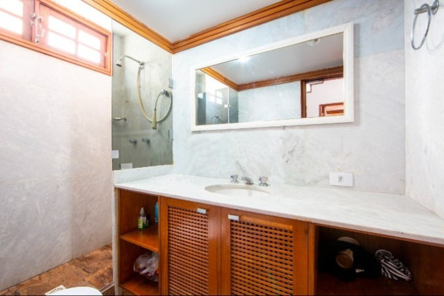 Imagem Casa de Condomínio com 4 Quartos à Venda, 150 m² em Alto - Teresópolis