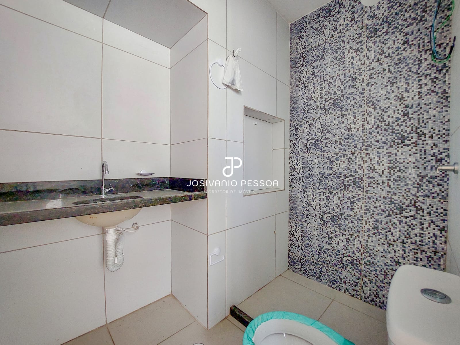 Imagem Casa com 2 Quartos à Venda, 70 m²em Garapu - Cabo de Santo Agostinho