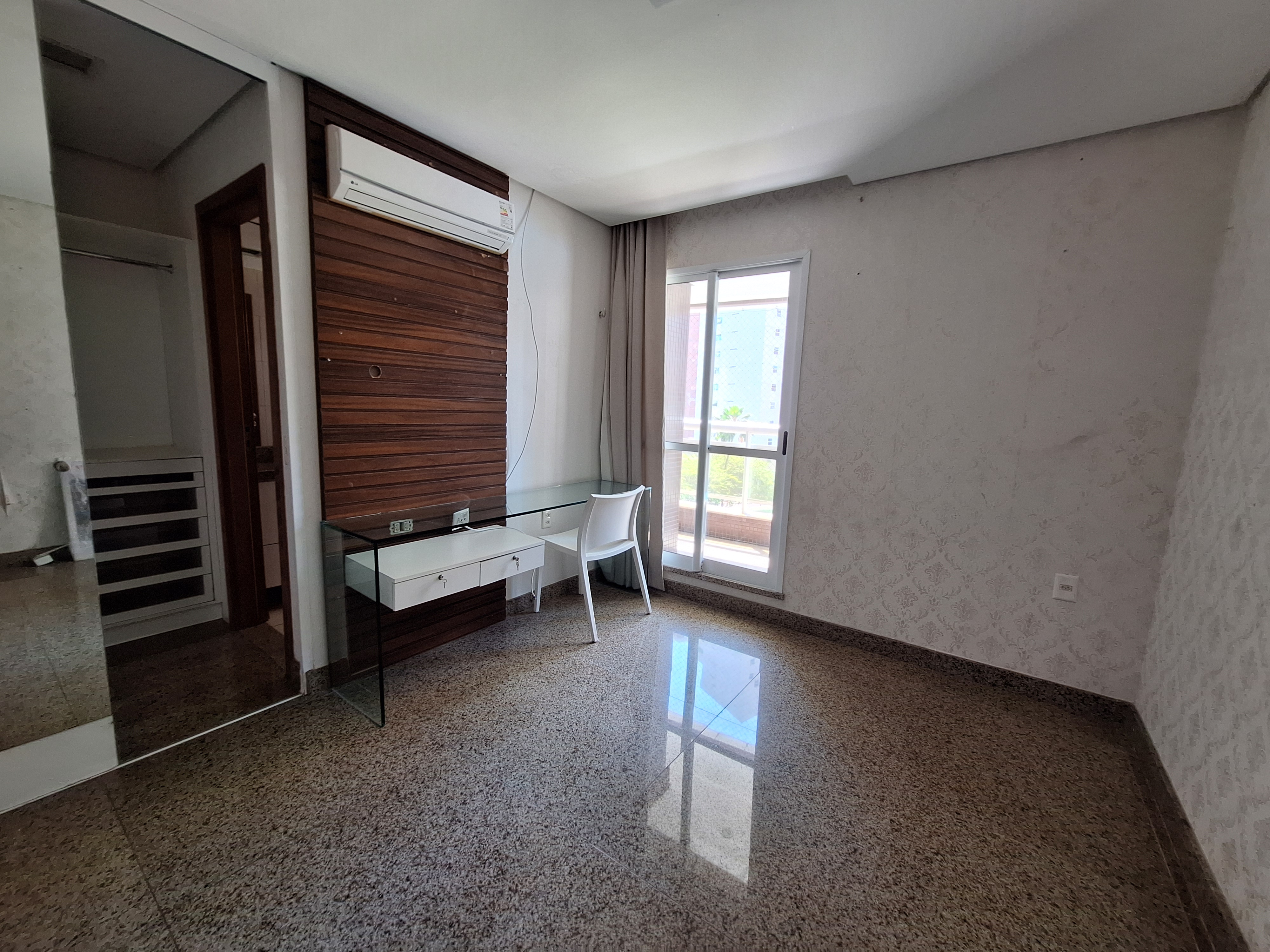 Imagem Apartamento com 5 Quartos à Venda, 259 m² em Meireles - Fortaleza Imagem Apartamento com 5 Quartos à Venda, 259 m² em Meireles - Fortaleza