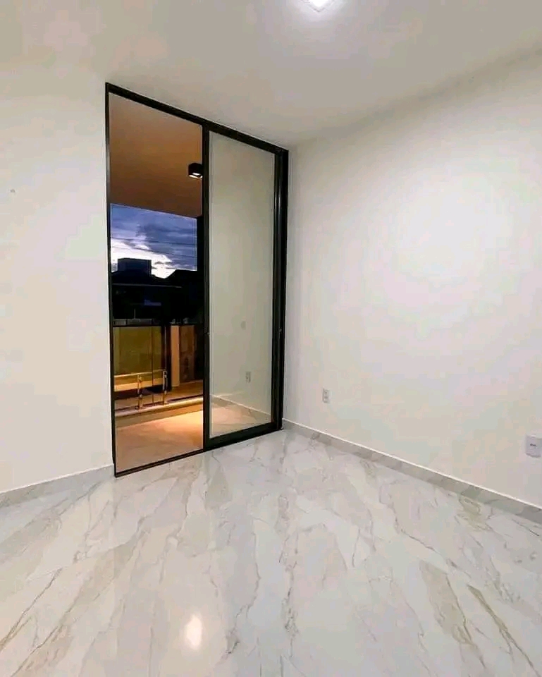 Imagem Casa com 4 Quartos à Venda, 134 m²em Guaribas - Eusebio Imagem Casa com 4 Quartos à Venda, 134 m²em Guaribas - Eusebio