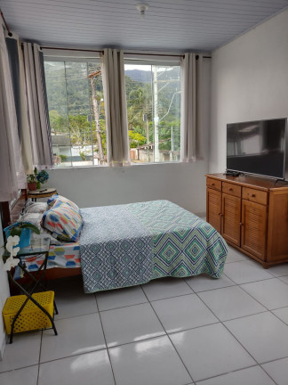 Imagem Sobrado com 3 Quartos à Venda, 177 m² em Massaguaçu - Caraguatatuba Imagem Sobrado com 3 Quartos à Venda, 177 m² em Massaguaçu - Caraguatatuba