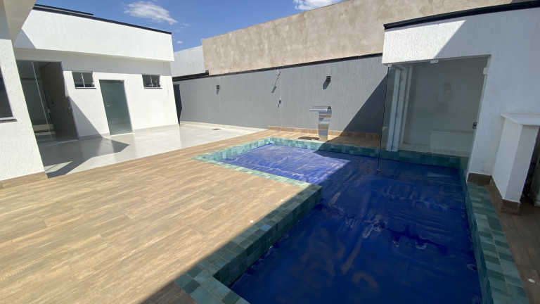 Imagem Casa de Condomínio com 4 Quartos à Venda,  em Setor Habitacional Vicente Pires - Brasília