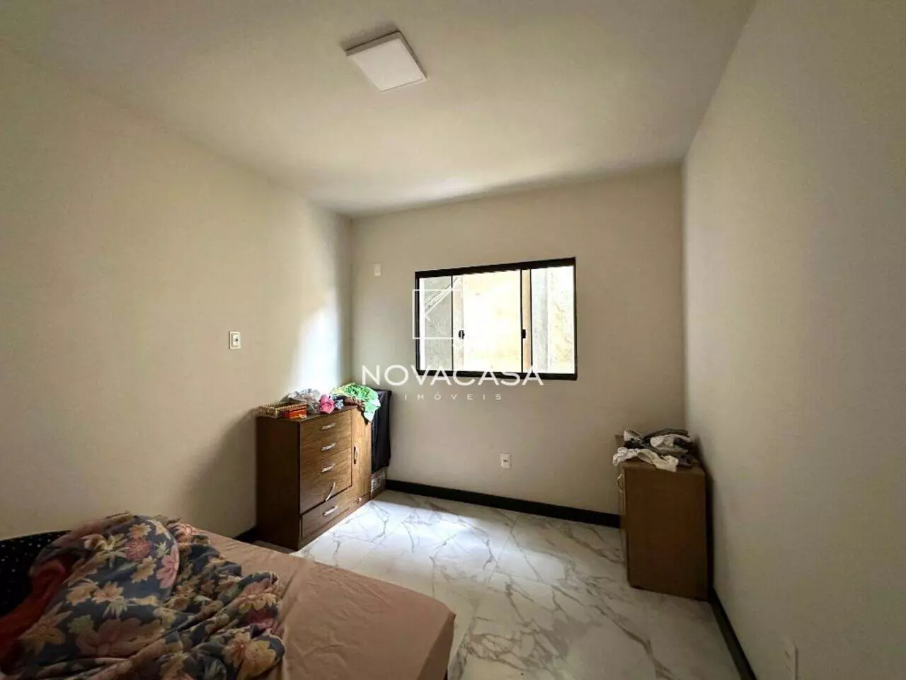 Imagem Casa com 5 Quartos à Venda, 250 m² em Rio Branco - Belo Horizonte Imagem Casa com 5 Quartos à Venda, 250 m² em Rio Branco - Belo Horizonte