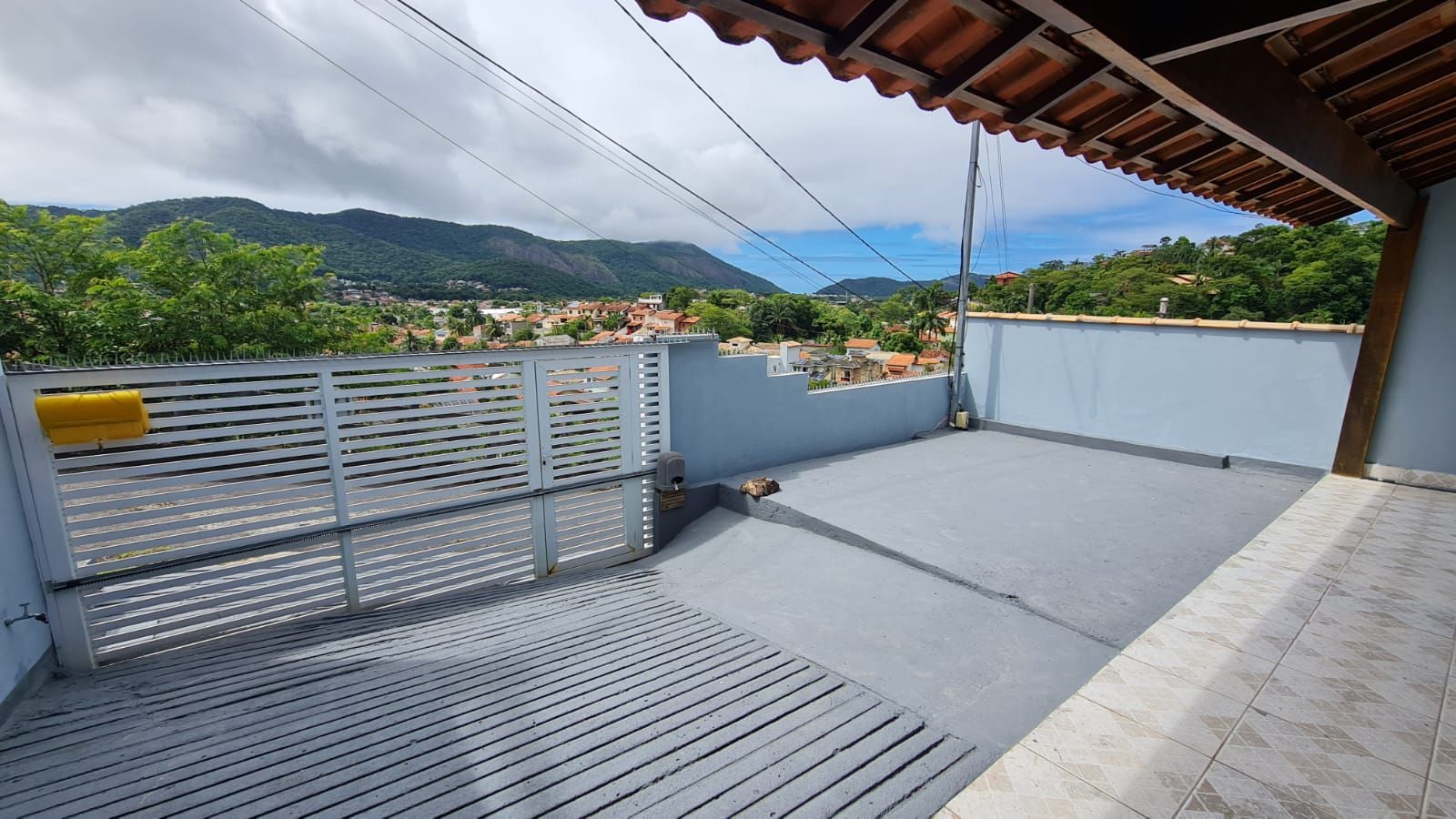 Imagem Casa com 3 Quartos à Venda, 250 m²em Serra Grande - Niterói Imagem Casa com 3 Quartos à Venda, 250 m²em Serra Grande - Niterói