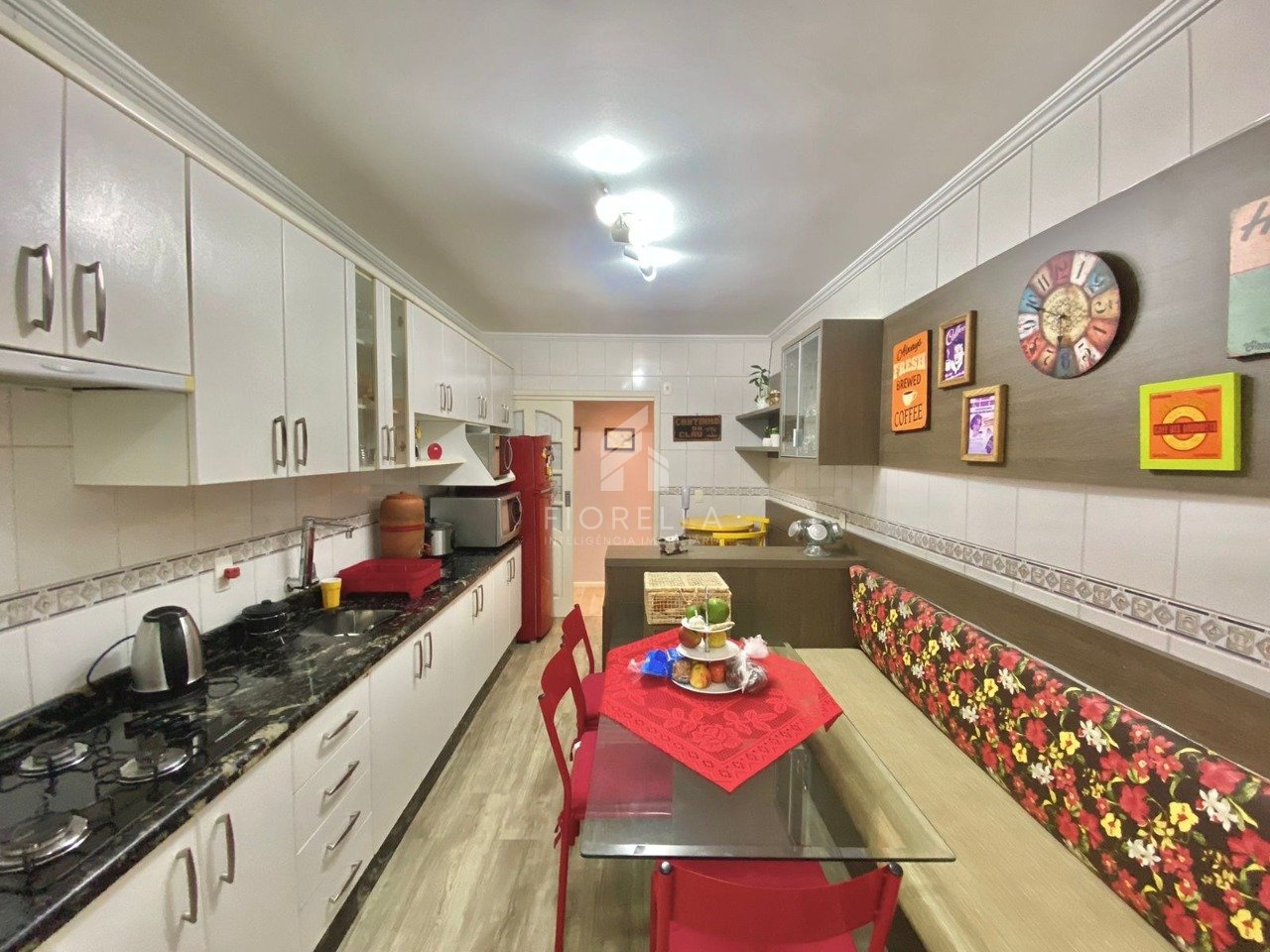 Imagem Apartamento com 2 Quartos à Venda, 64 m²em Kobrasol - São José