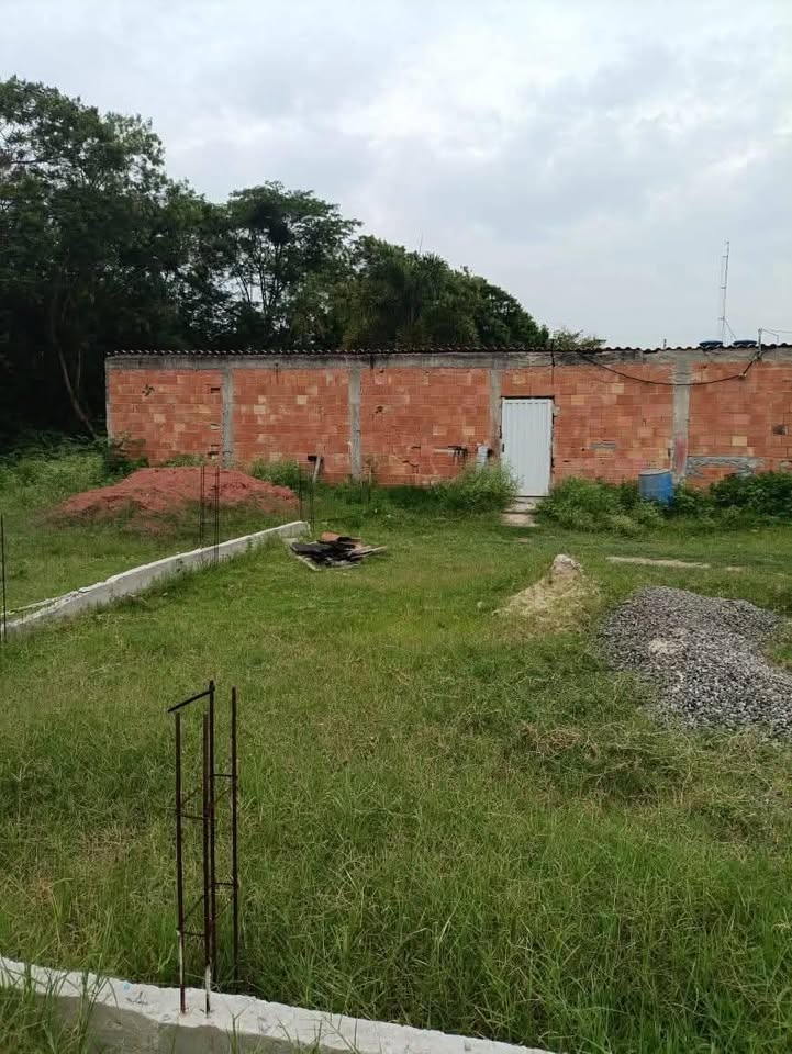 Imagem Terreno à Venda, 128 m² em Bangu - Rio de Janeiro Imagem Terreno à Venda, 128 m² em Bangu - Rio de Janeiro
