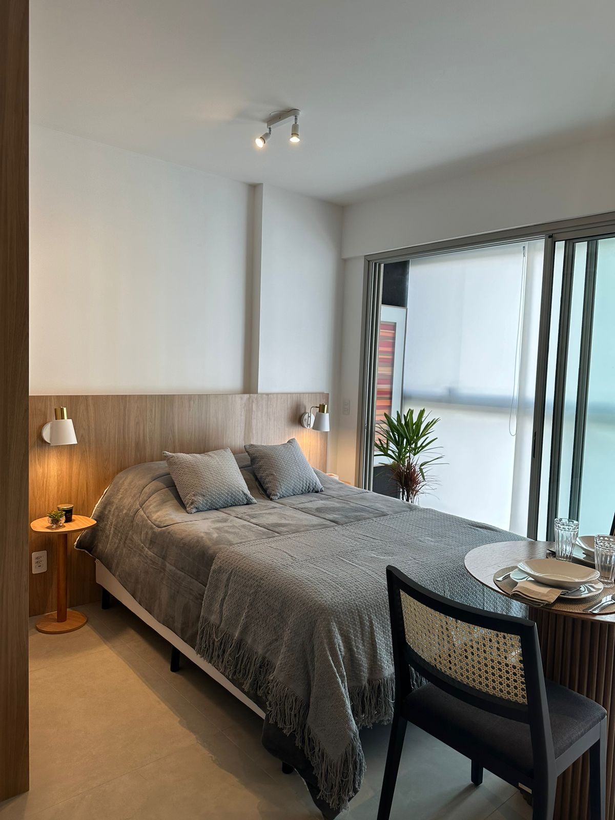 Imagem Apartamento com 1 Quarto para Alugar, 27 m²em Cerqueira César - São Paulo